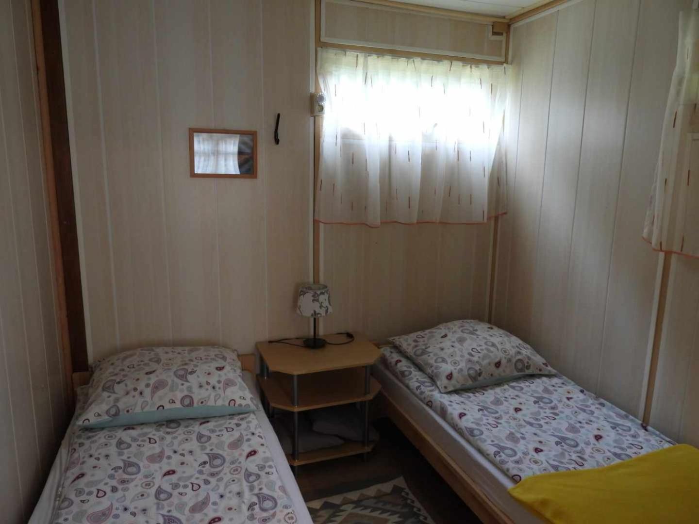 Domki , Pokoje Goscinne Ustronie Zwierzyniec Extérieur photo